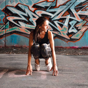 Meet your Posher, Liz